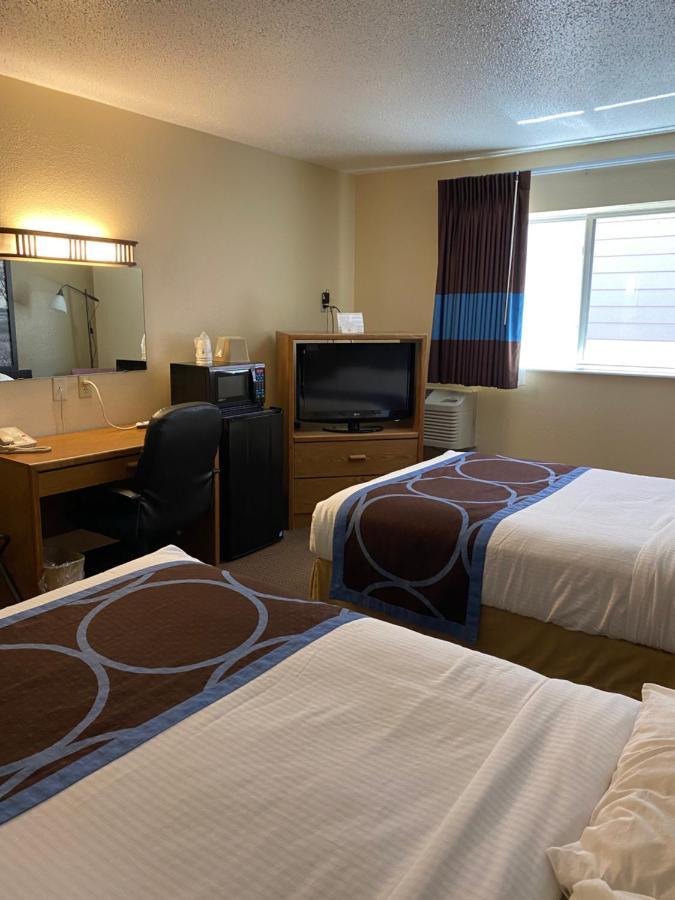 Super 8 By Wyndham Ogallala Esterno foto