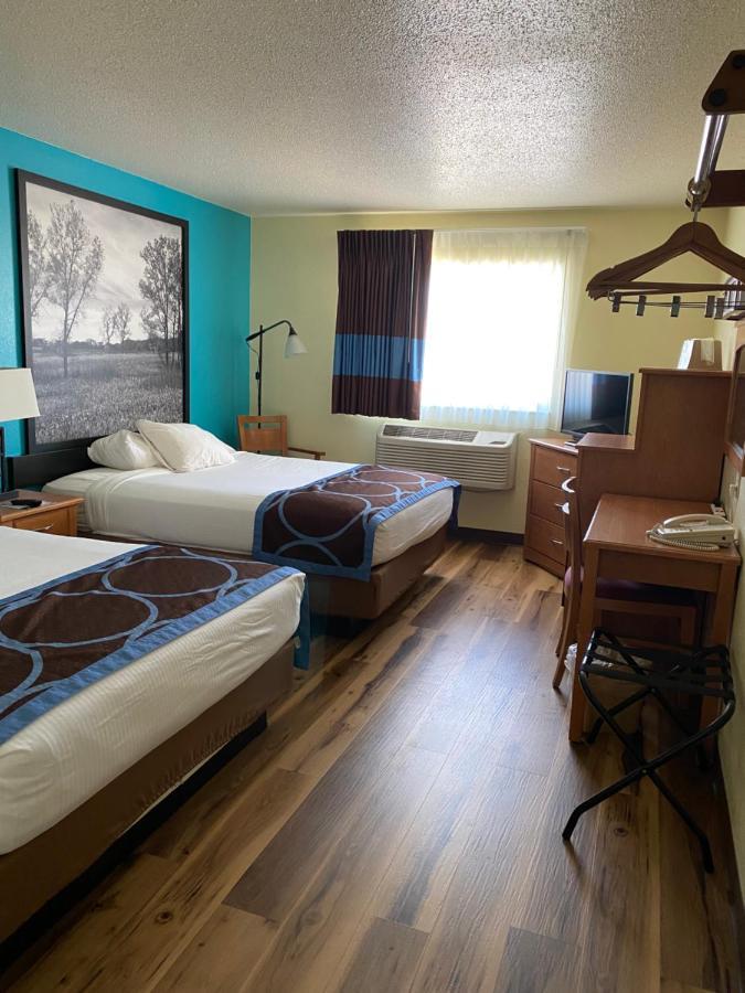 Super 8 By Wyndham Ogallala Esterno foto